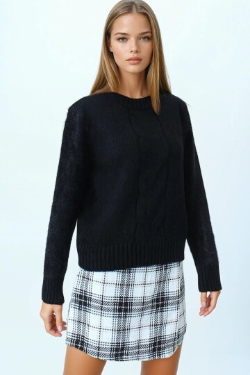 Bisiklet Yaka Bel Ve Kolları Ribana Detaylı Püsküllü Triko Kazak