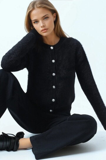 Bisiklet Yaka Düğme Kapamalı Püskülü Hırka