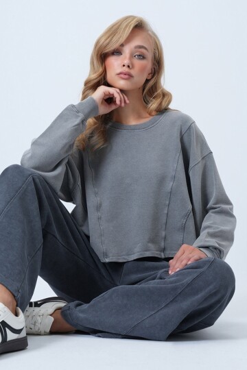 Bisiklet Yaka Nervür Dikişli Yıkamalı Likralı Modal Sweatshirt