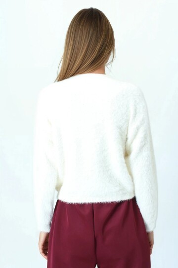 Bisiklet Yaka Püsküllü Triko Kazak