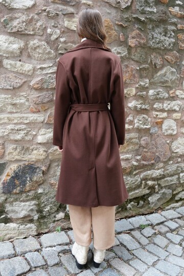 Çift Cepli İçi Astarlı Kruvaze Yaka Uzun Kaşe Palto