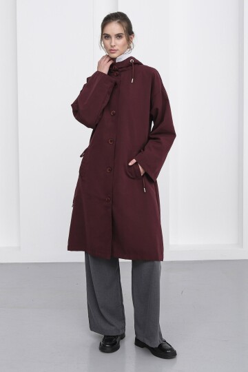 Çift Cepli Kapüşonlu Beli Bağlamalı Düğme Kapamalı Astarlı Trençkot