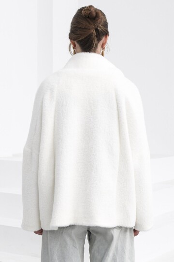 Çift Cepli Kruvaze Yaka Yumoş Ceket