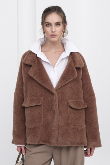 Çift Cepli Kruvaze Yaka Yumoş Ceket