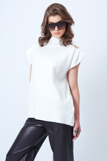 Dik Yaka Omuz Drape Ve Metal Aksesuarlı Yün Karışımlı Tasarım Kazak