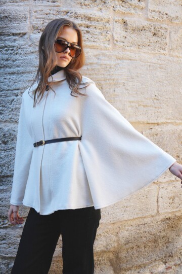 Düğme Kapamalı Kemerli Kaşe Pelerin