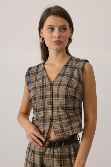 Ekose Desenli Düğmeli Yelek