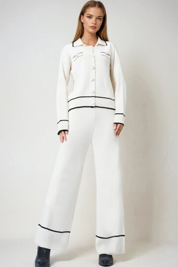 Ekru Kontrast Biyeli Polo Yaka Triko Hırka Ve Pantolon Takım