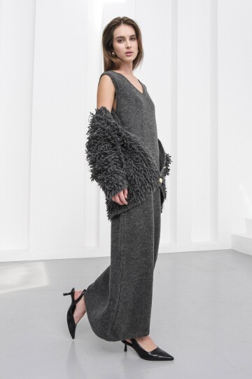 Gold Düğmeli Shaggy Hırka