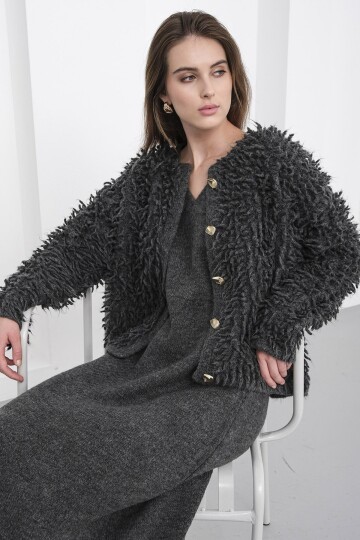 Gold Düğmeli Shaggy Hırka