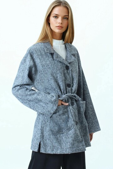 Gömlek Yaka Cep Detaylı Büzgü İpli Düğmeli Hırka