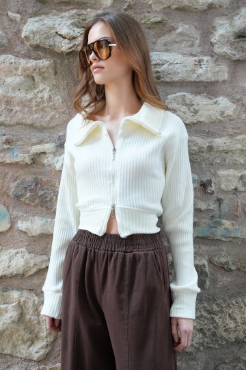 Gömlek Yaka Fermuar Kapamalı Fitilli Triko Hırka