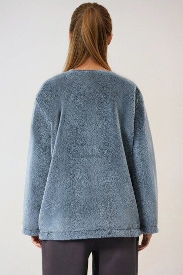 Gri Çıtçıt Kapamalı Astarlı Püsküllü Ceket