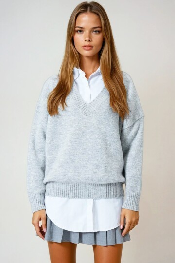 Düşük Omuz V Yaka Triko Kazak