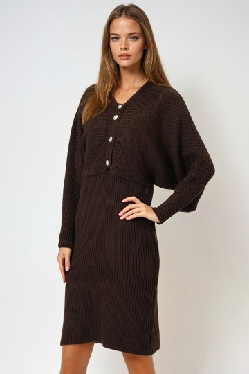 Düğme Kapamalı Crop Hırka ve Ön Arka V Yaka Fitilli Triko Elbise Takım