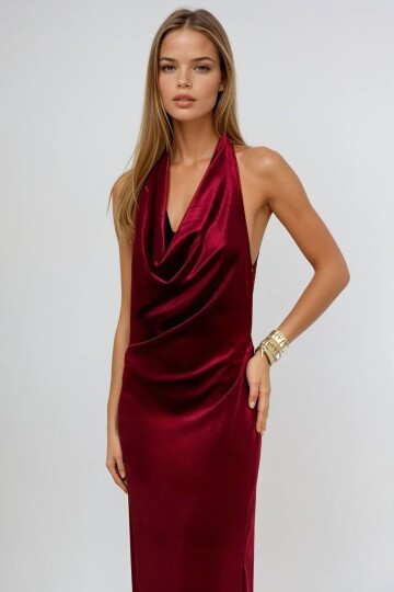 Kırmızı Sırtı Açık Derin Dekolteli Midi Elbise