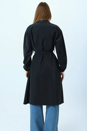 Kruvaze Yaka Bağlamalı Kolları Lastikli Trençkot