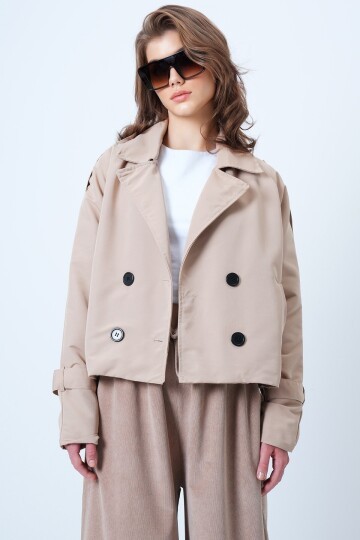 Kruvaze Yaka İçi Astarlı Kısa Trenç Ceket