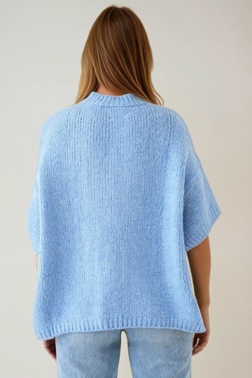 Mavi Yarım Kollu Yarım Balıkçı Yaka Oversize Yumuşak Dokulu Triko Kazak