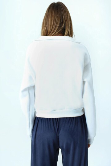 Polo Yaka Yarım Fermuarlı Sweatshirt