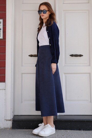 Süet Dokulu Beli Lastikli Geniş Kesim Midi Etek