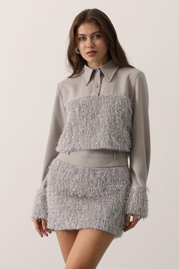 Tüylü Gömlek Detaylı Bluz Ve Mini Etek Takım