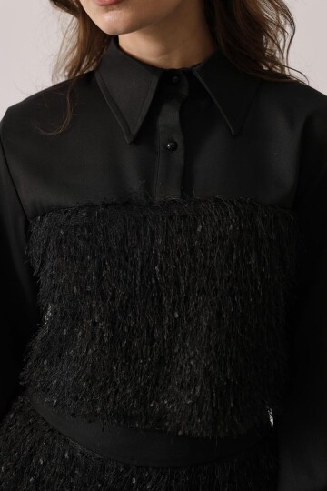 Tüylü Gömlek Detaylı Bluz Ve Mini Etek Takım