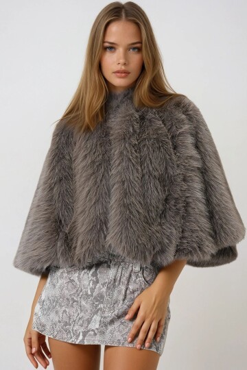 Vizon Agraflı Astarlı Kürk Pelerin