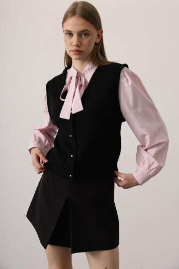 Yelek Detaylı Çizgili Bağlamalı Gömlek