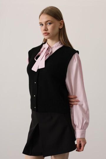 Yelek Detaylı Çizgili Bağlamalı Gömlek