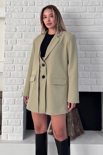 Asimetrik Kesim Düğme Kapamalı Cep Kapaklı Blazer Ceket