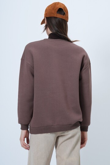 Ayıcık Baskılı Bisiklet Yaka Sweatshirt