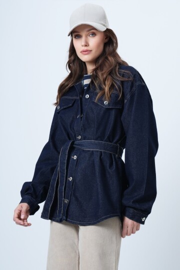Beli Kuşaklı Düğme Kapamalı Denim Gömlek