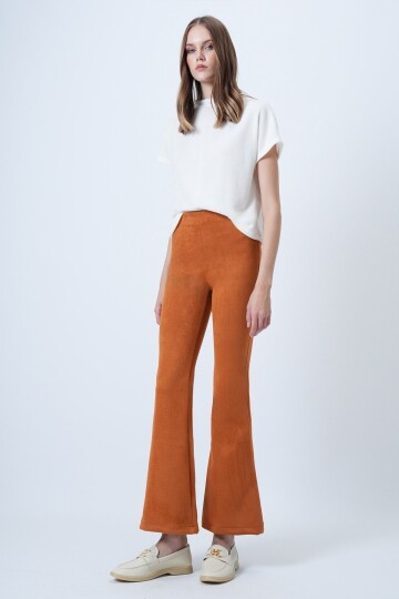 Beli Lastikli İspanyol Paça Süet Pantolon