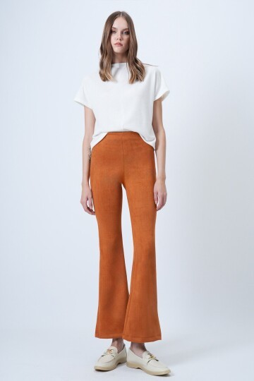 Beli Lastikli İspanyol Paça Süet Pantolon