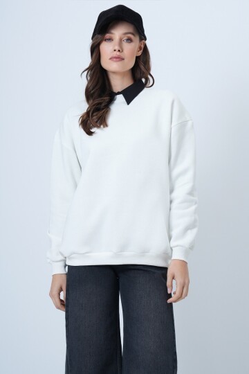 Bisikle Yaka 3 İplik Oversize Basic Sweatshirt