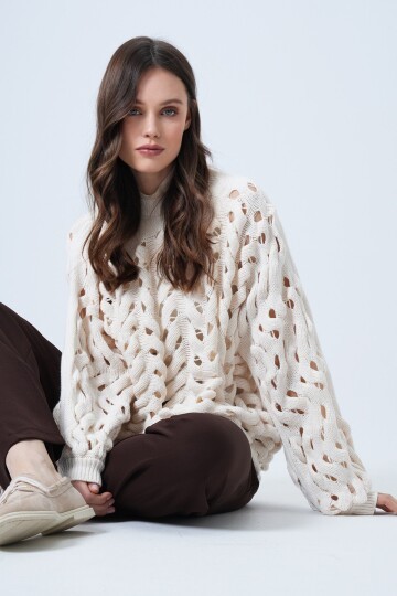 Bisiklet Yaka Ajurlu Triko Kazak