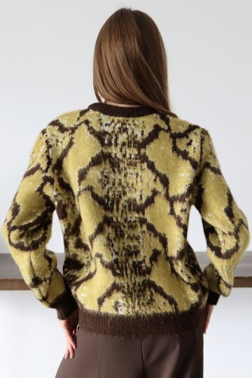 Bisiklet Yaka Desenli Triko Kazak