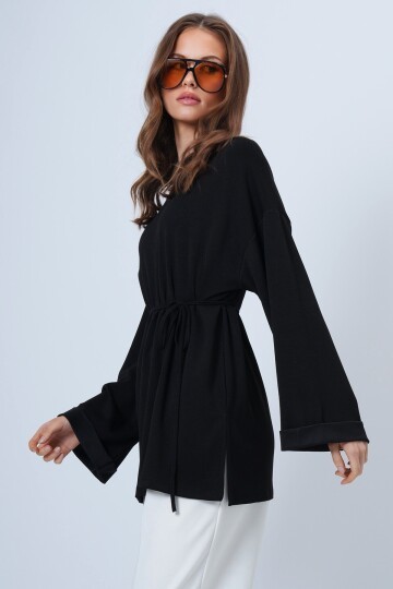 Bisiklet Yaka Duble Kol Yanı Çımalı Yırtmaçlı Bluz