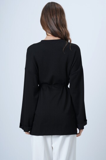 Bisiklet Yaka Duble Kol Yanı Çımalı Yırtmaçlı Bluz