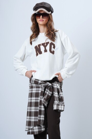 Bisiklet Yaka Nakışlı Ribanalı Uzun Kollu İçi Şardonlu 3 İplik Sweatshirt