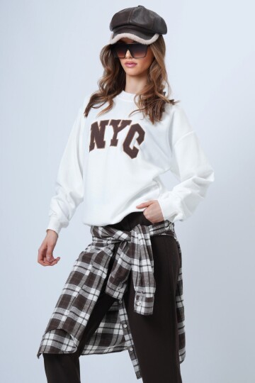 Bisiklet Yaka Nakışlı Ribanalı Uzun Kollu İçi Şardonlu 3 İplik Sweatshirt