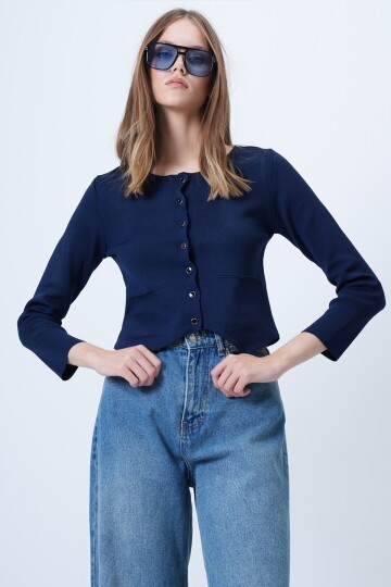 Bisiklet Yaka Önü Düğmeli Triko Bluz