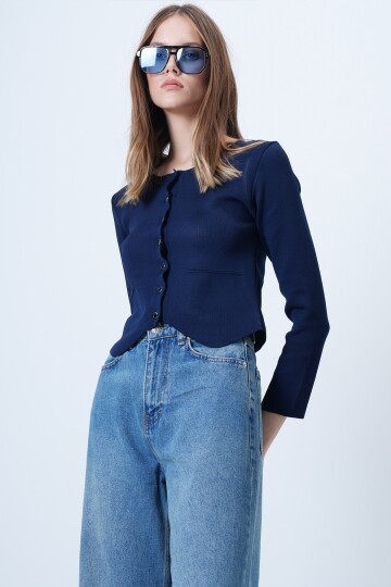 Bisiklet Yaka Önü Düğmeli Triko Bluz