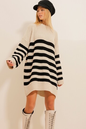 Bisiklet Yaka Oversize Çizgili Triko Bluz