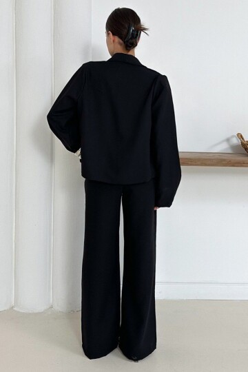 Cep Aksesuarlı Crop Astarlı Ceket Ve Çift Cepli Pantolon Takım