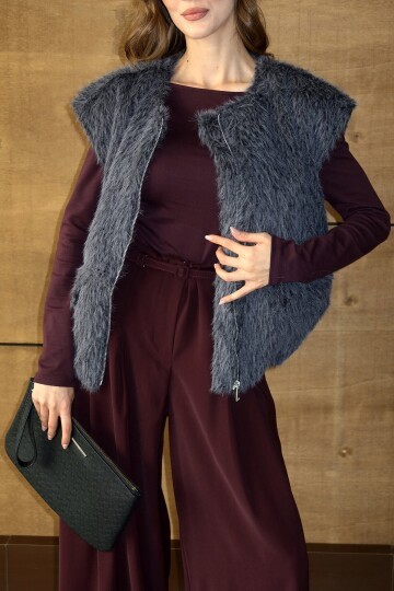 Cep Detaylı Püsküllü Fermaur Kapamalı Yelek