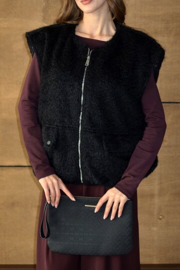 Cep Detaylı Püsküllü Fermaur Kapamalı Yelek