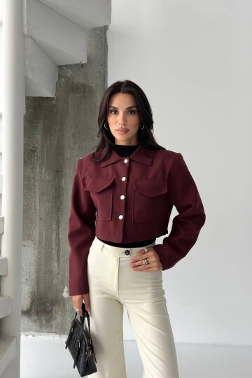 Çift Cepli Düğme Detaylı Crop Ceket