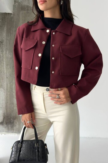 Çift Cepli Düğme Detaylı Crop Ceket